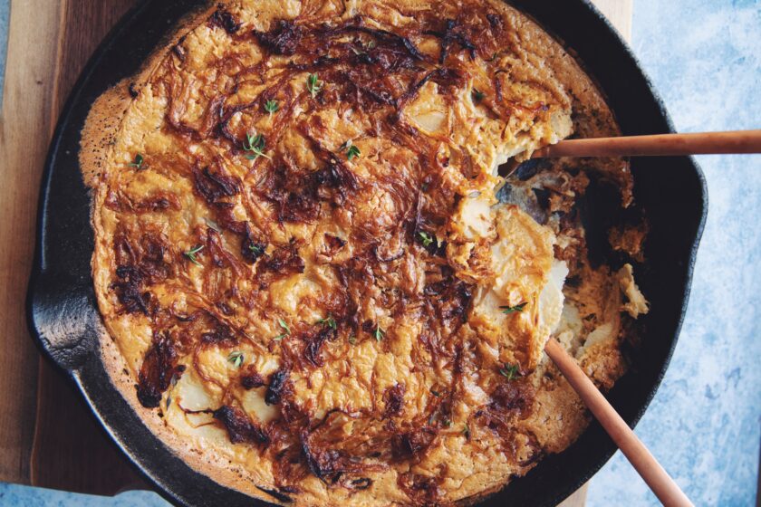 vegan caramelized onion scalloped potatoes