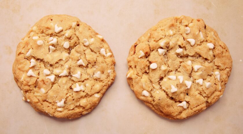 white chocolate macadamia nut cookies