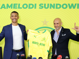 Coach Miguel Cardoso Ready to Lead Mamelodi Sundowns to Victorious Heights