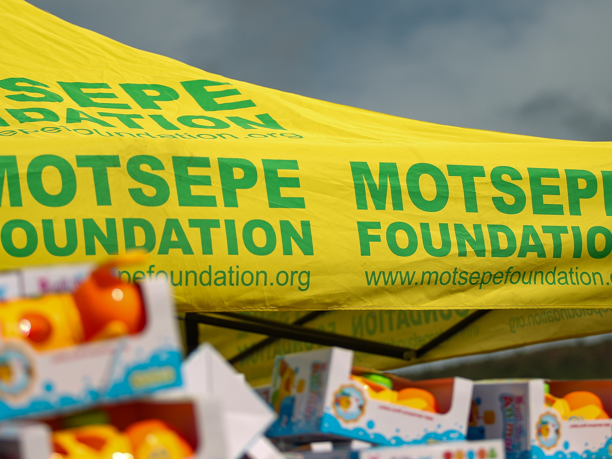 Mamelodi Sundowns Players Join the Motsepe Foundation to share Christmas Cheers 