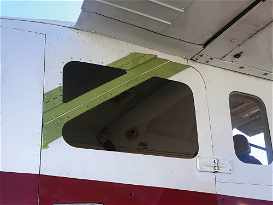 Cessna 206 Quick Exit Door Modification